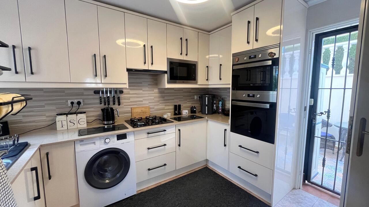 3 Bed, 2 Bath, HouseFor Sale, Algorfa, Alicante