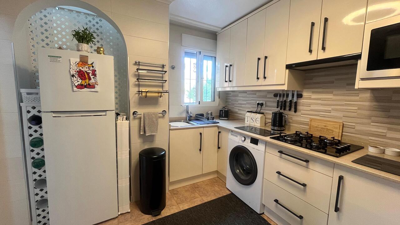 3 Bed, 2 Bath, HouseFor Sale, Algorfa, Alicante