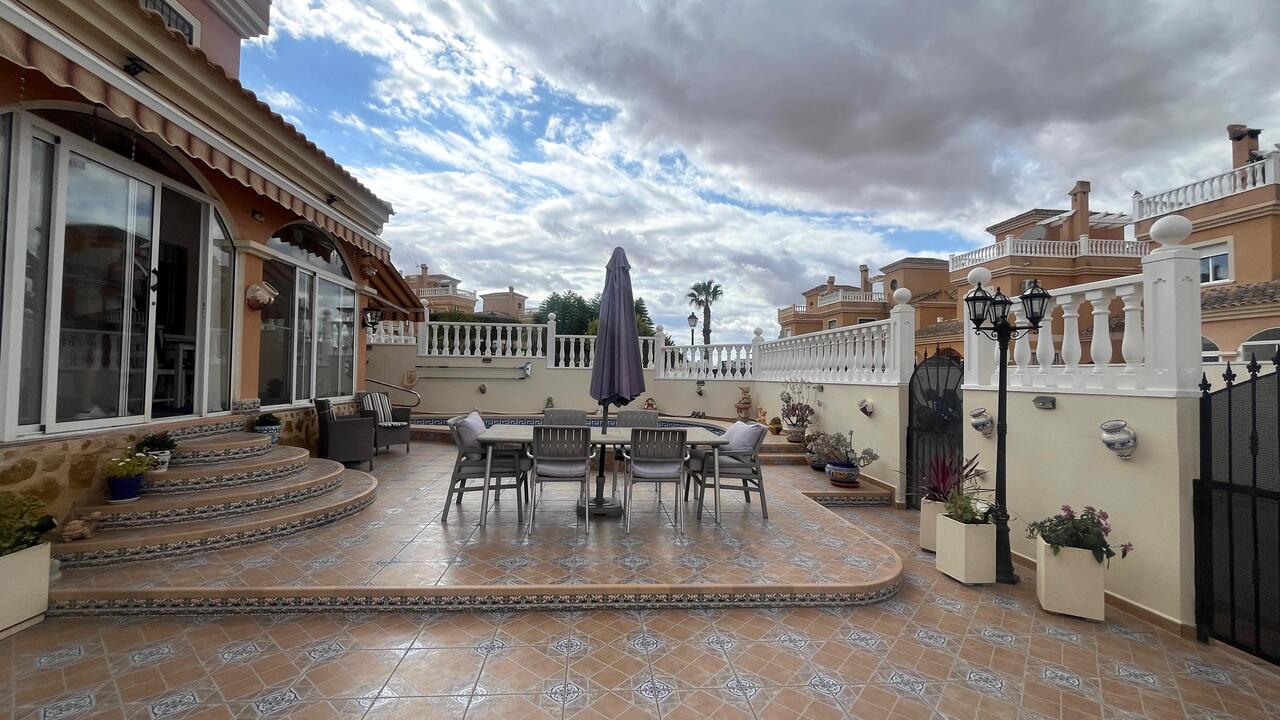 3 Bed, 2 Bath, HouseFor Sale, Algorfa, Alicante