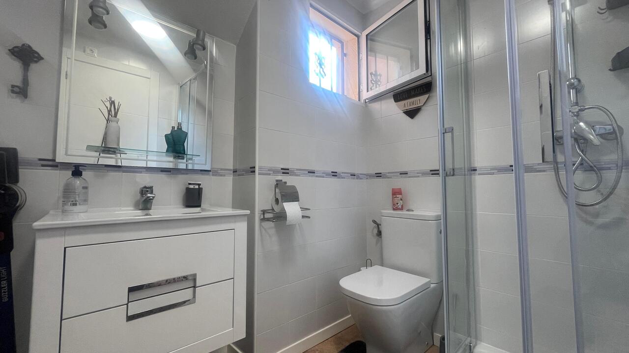 3 Bed, 2 Bath, HouseFor Sale, Algorfa, Alicante