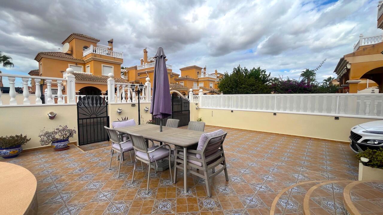 3 Bed, 2 Bath, HouseFor Sale, Algorfa, Alicante