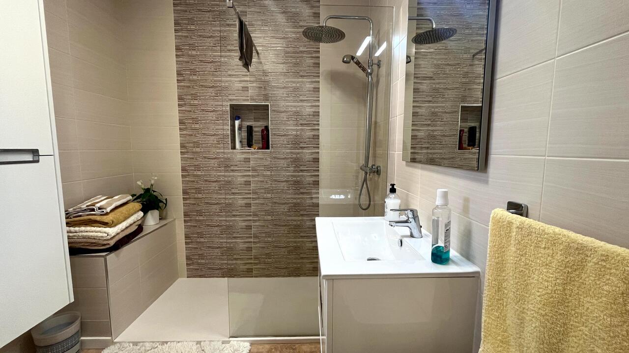 3 Bed, 2 Bath, HouseFor Sale, Algorfa, Alicante