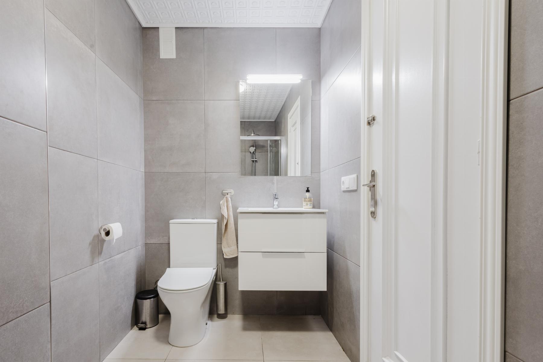 3 Bed, 2 Bath, ApartmentFor Sale, Torrevieja, Alicante