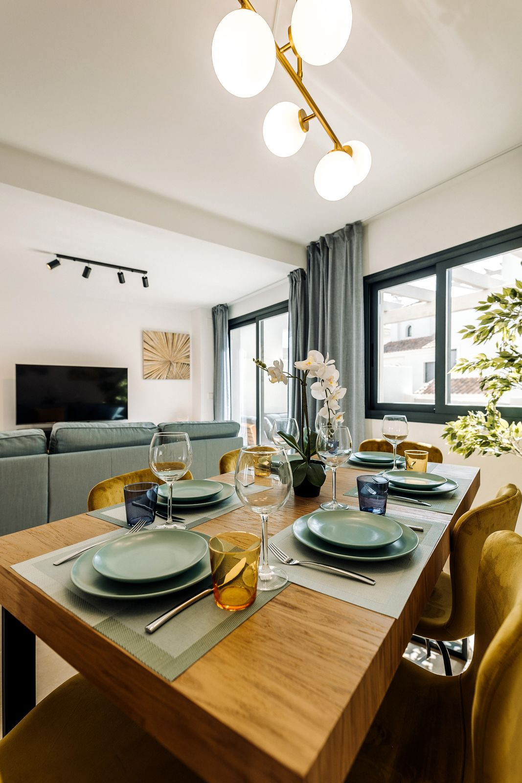 3 Bed, 3 Bath, HouseFor Sale, New Golden Mile, Malaga