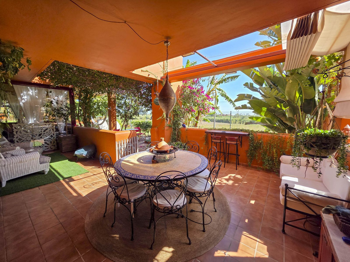 3 Bed, 3 Bath, ApartmentFor Sale, La Duquesa, Malaga