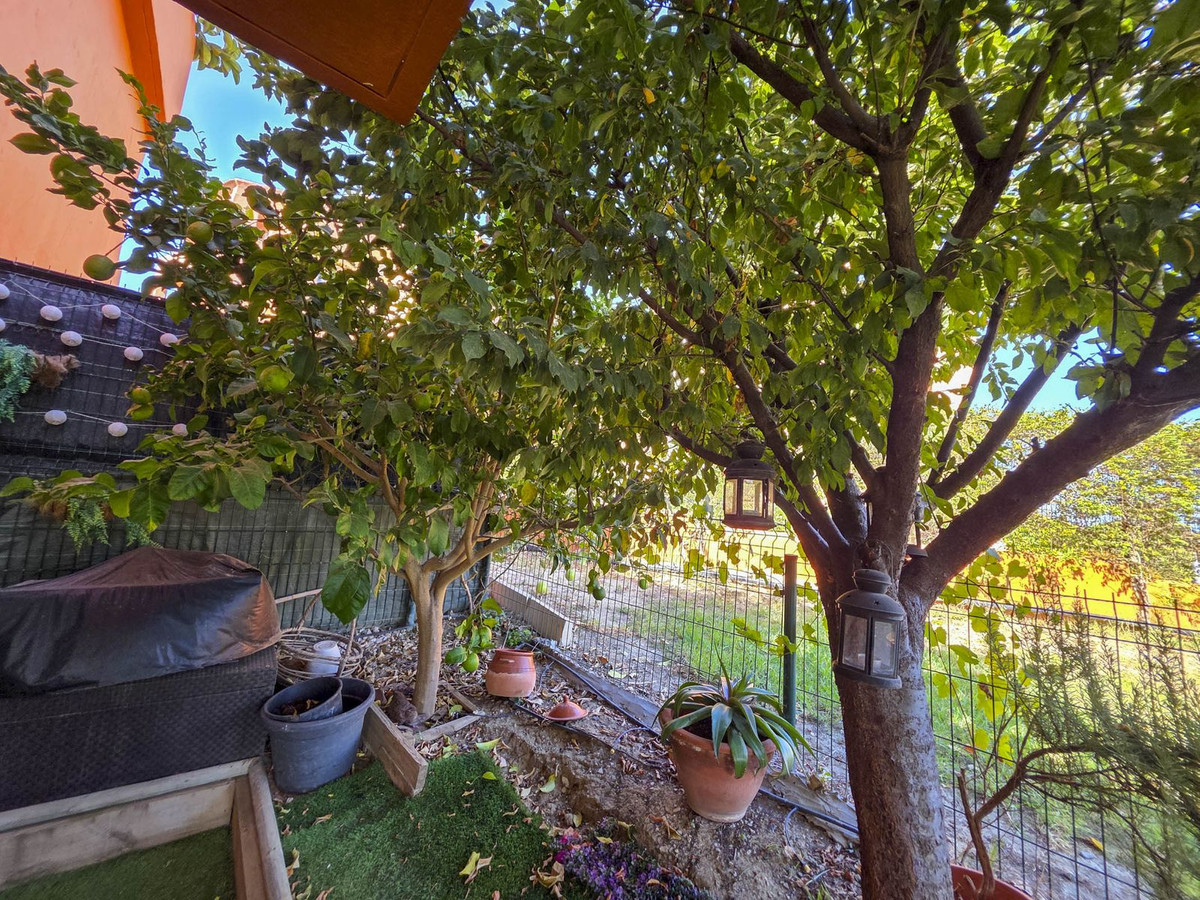 3 Bed, 3 Bath, ApartmentFor Sale, La Duquesa, Malaga