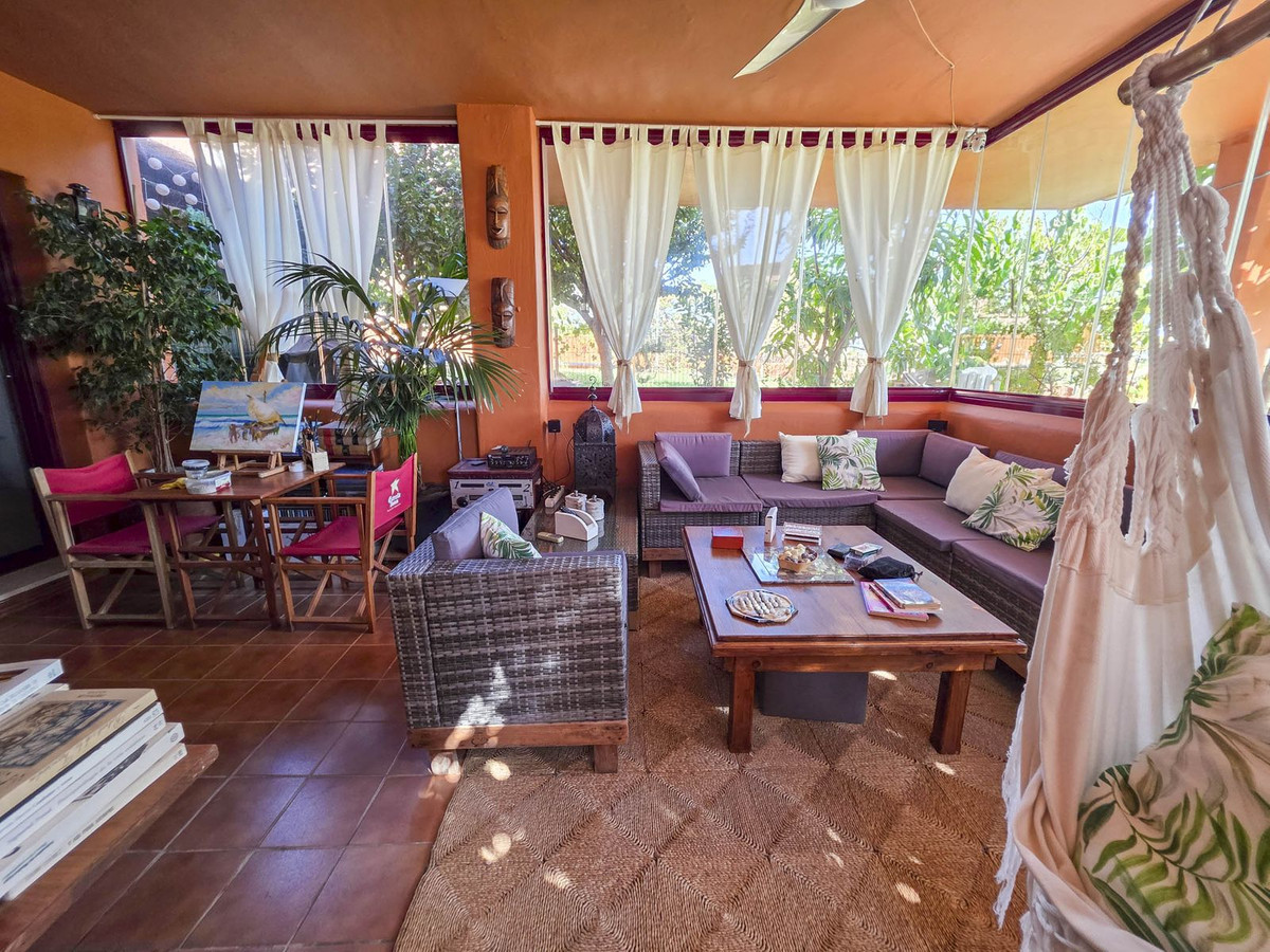 3 Bed, 3 Bath, ApartmentFor Sale, La Duquesa, Malaga