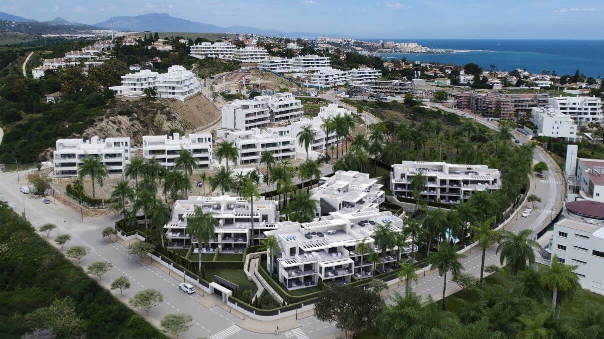 3 Bed, 2 Bath, ApartmentFor Sale, Estepona, Malaga
