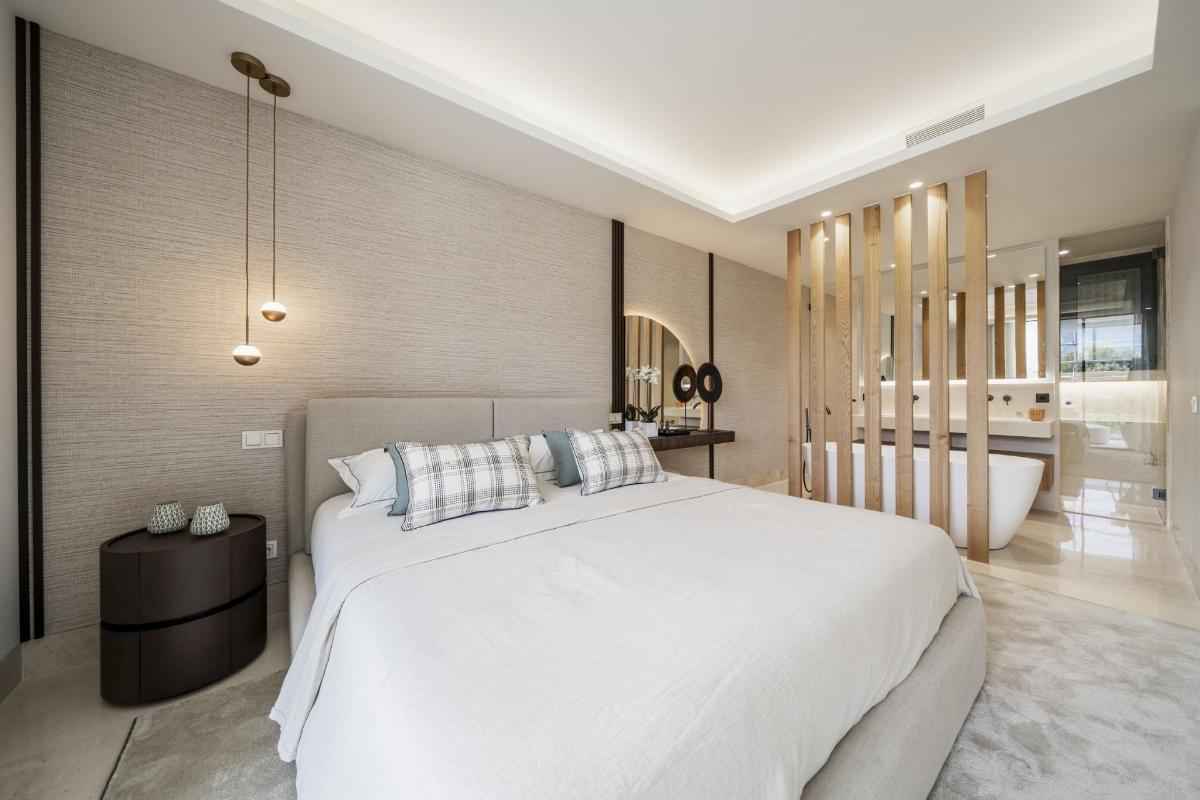 2 Bed, 2 Bath, ApartmentFor Sale, Marbella, Costa del Sol