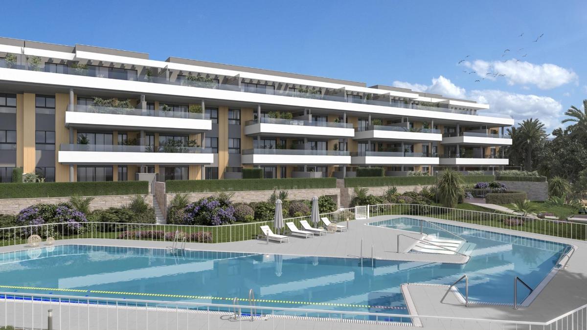 4 Bed, 2 Bath, ApartmentFor Sale, Torremolinos, Costa del Sol