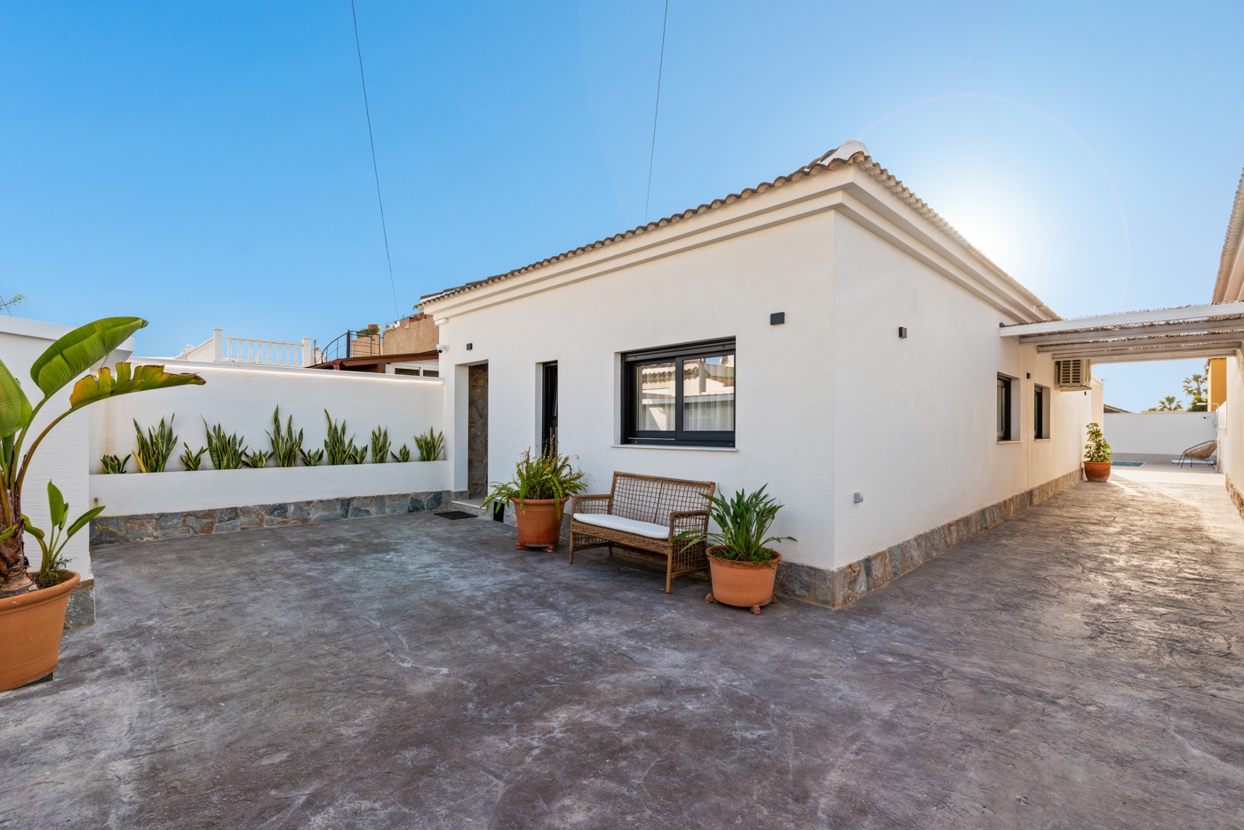 3 Bed, 2 Bath, HouseFor Sale, Torrevieja, Alicante