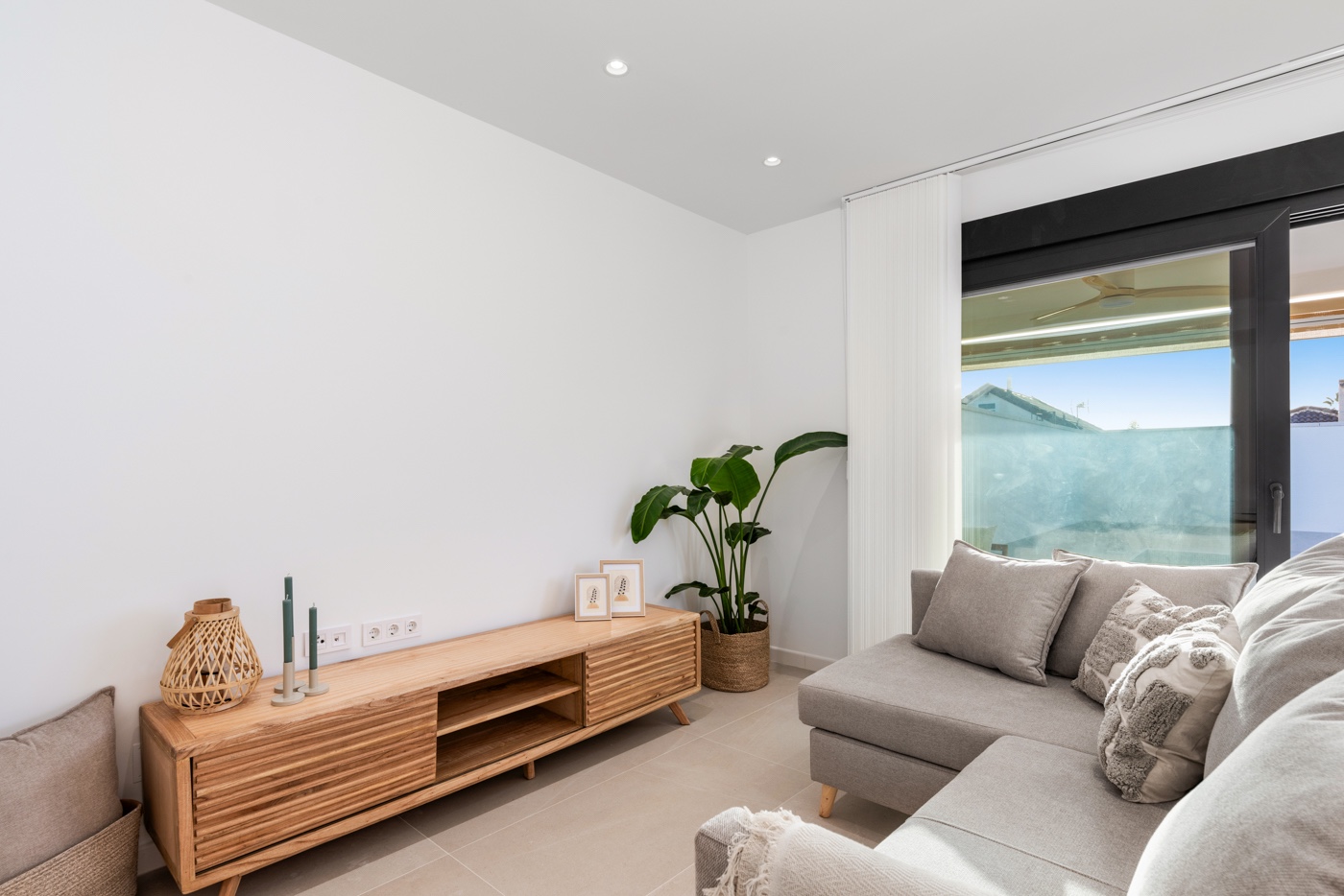 3 Bed, 2 Bath, HouseFor Sale, Torrevieja, Alicante