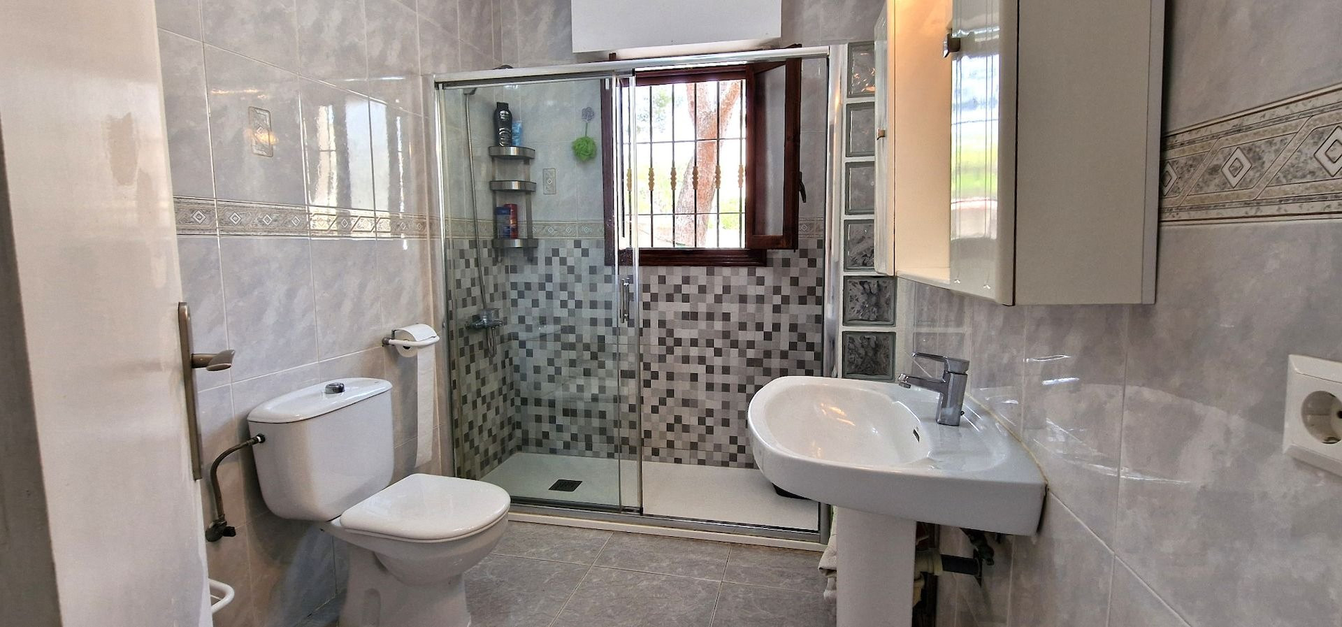 6 Bed, 3 Bath, HouseFor Sale, Orihuela, Alicante