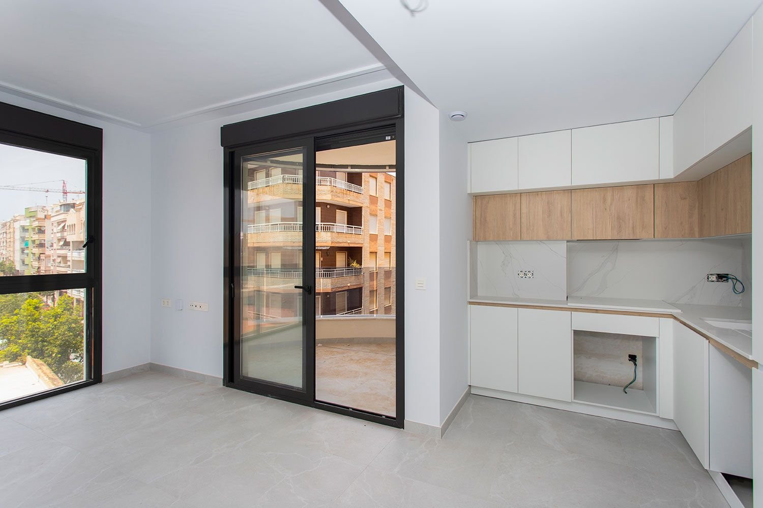 2 Bed, 2 Bath, ApartmentFor Sale, Torrevieja, Alicante