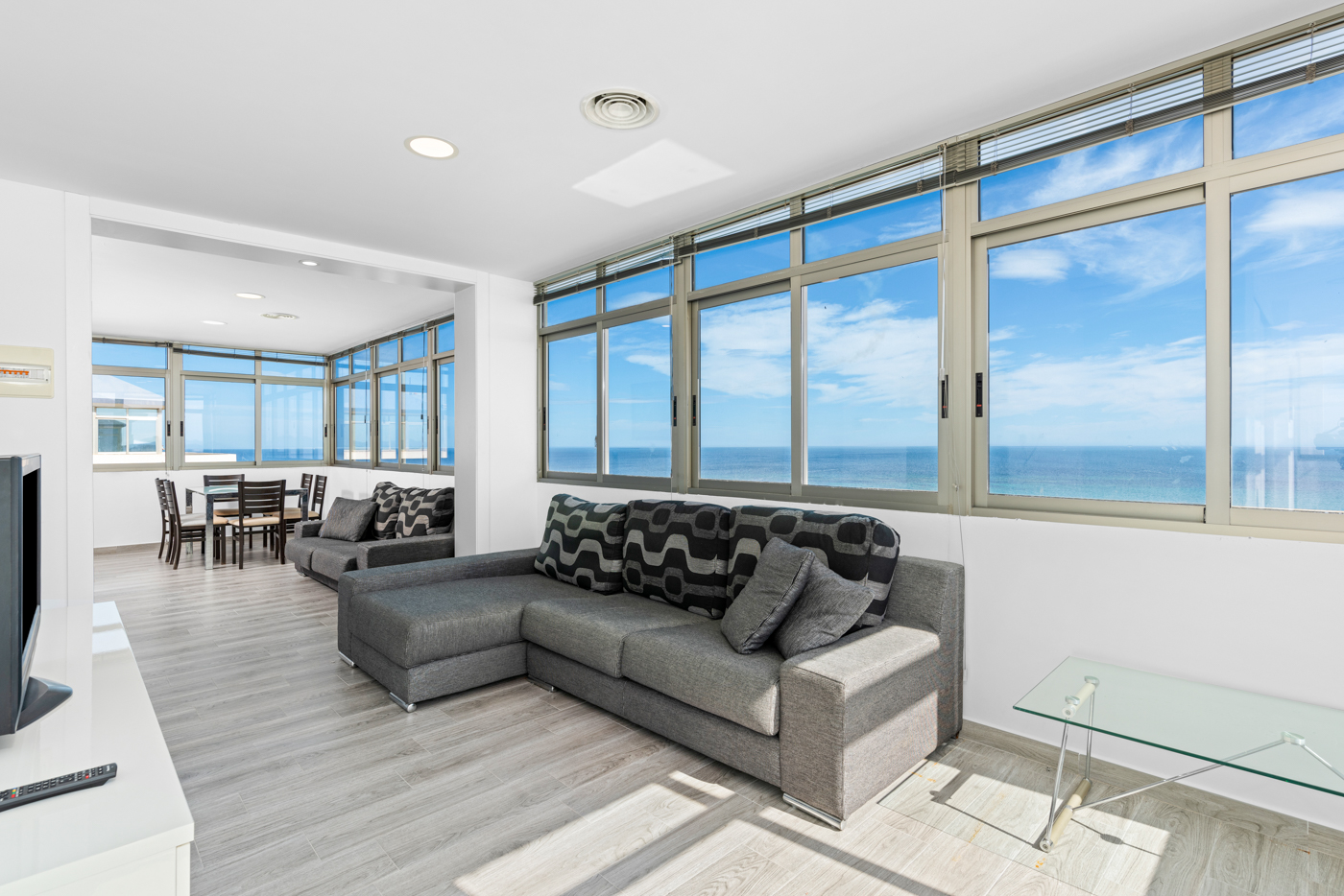 1 Bed, 2 Bath, ApartmentFor Sale, La Manga, Alicante