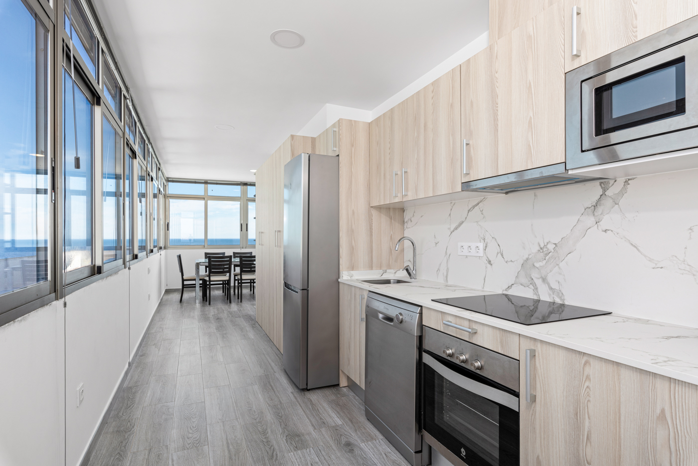 1 Bed, 2 Bath, ApartmentFor Sale, La Manga, Alicante