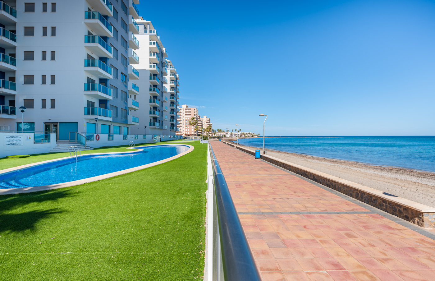 1 Bed, 2 Bath, ApartmentFor Sale, La Manga, Alicante