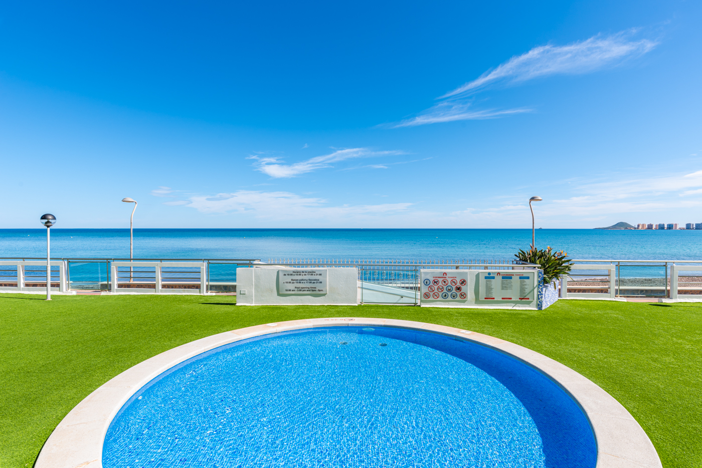 1 Bed, 2 Bath, ApartmentFor Sale, La Manga, Alicante