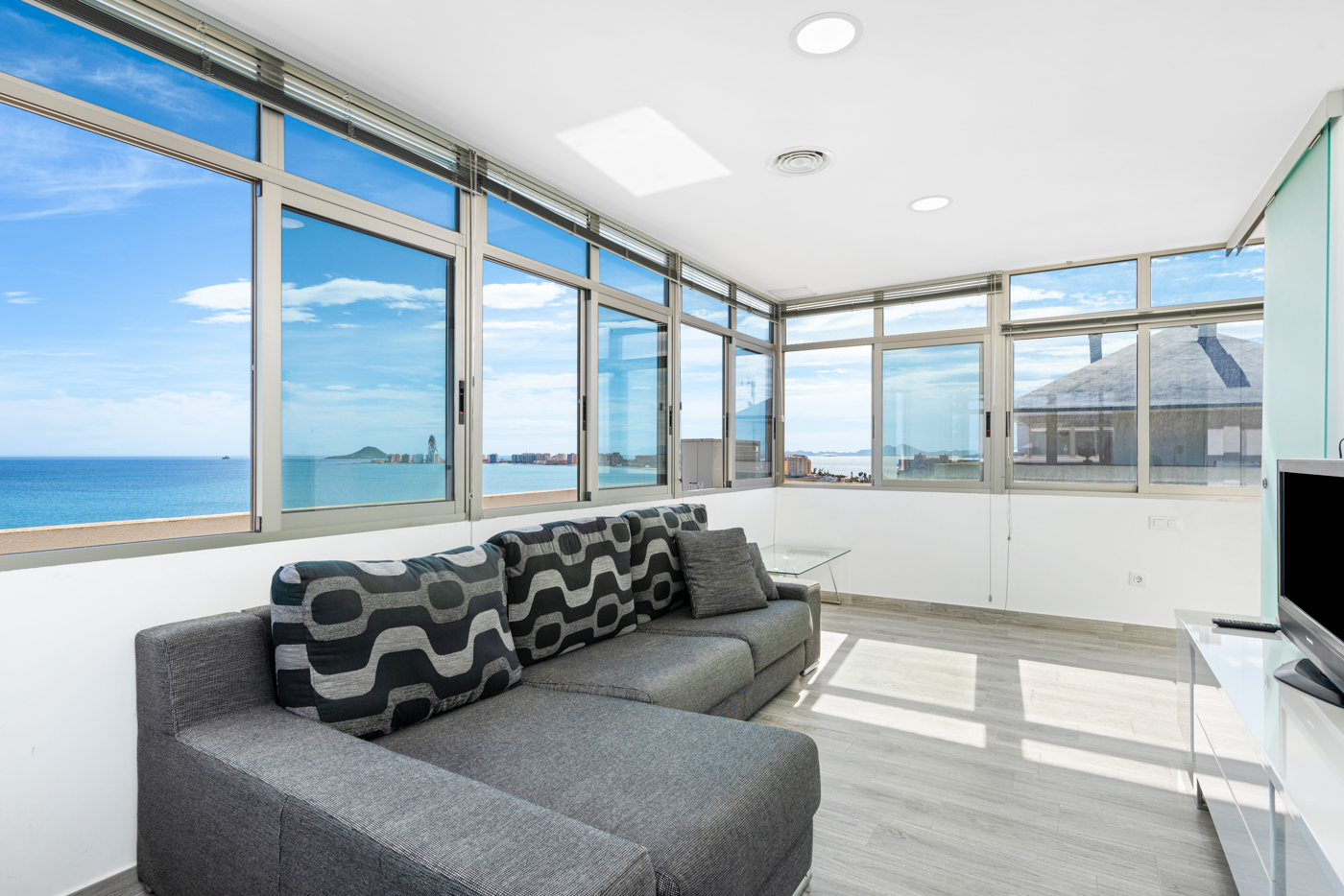 1 Bed, 2 Bath, ApartmentFor Sale, La Manga, Alicante