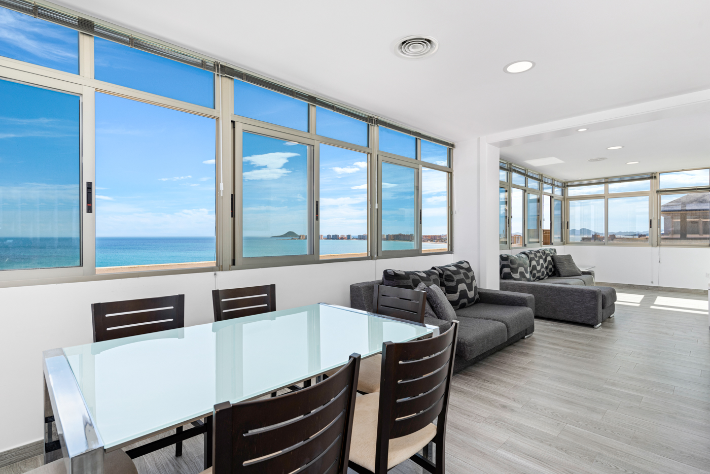 1 Bed, 2 Bath, ApartmentFor Sale, La Manga, Alicante