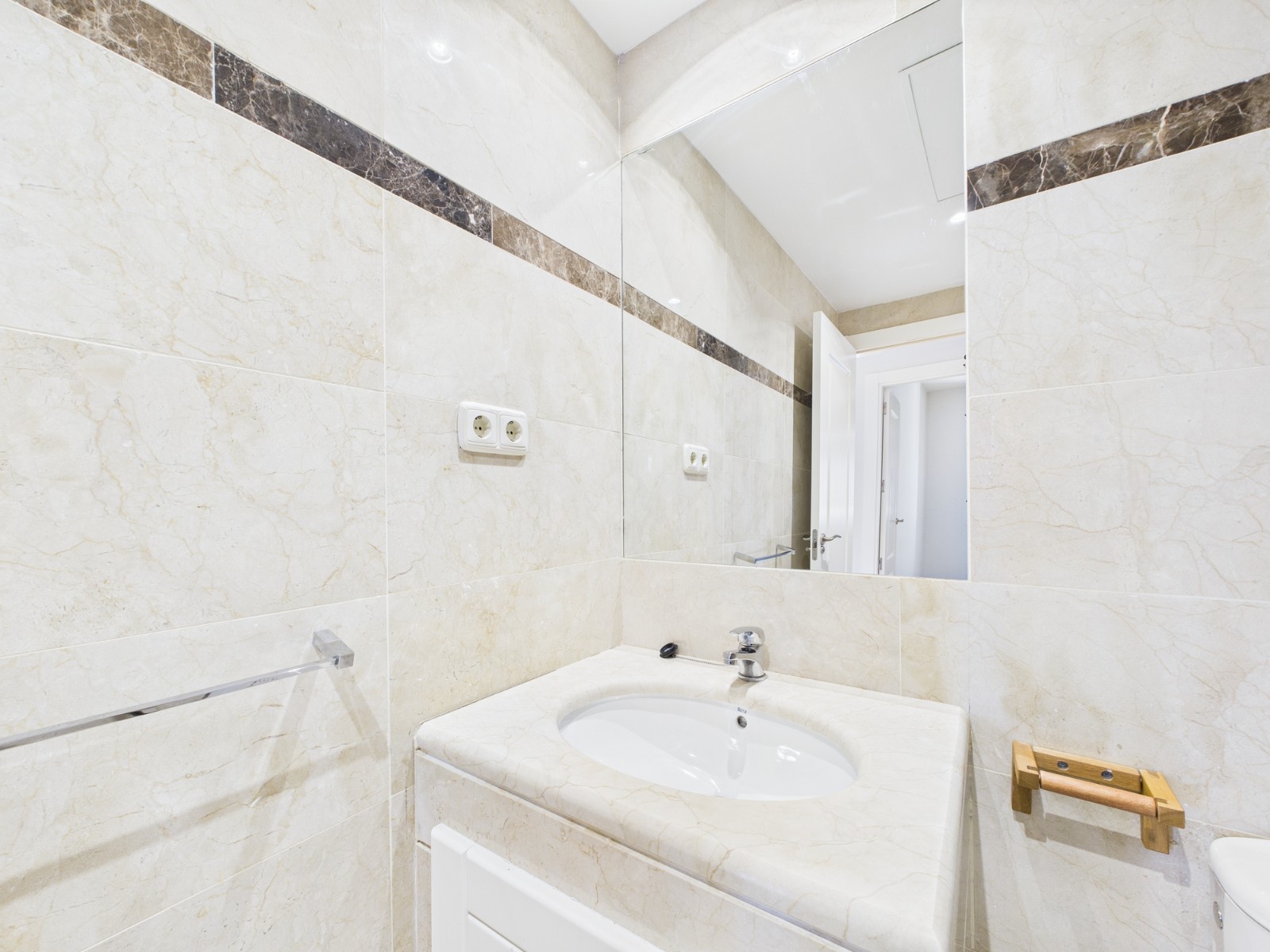 3 Bed, 2 Bath, ApartmentFor Sale, Los Alcazares, Murcia