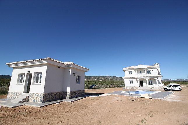 4 Bed, 3 Bath, HouseFor Sale, Pinoso, Alicante