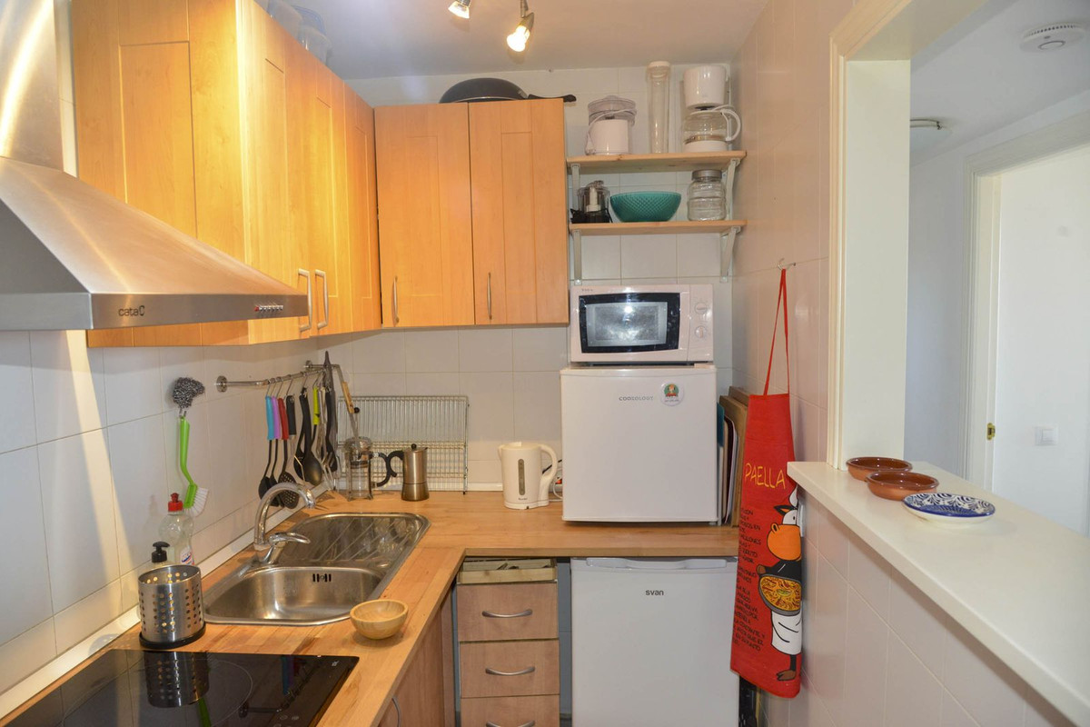 2 Bed, 2 Bath, ApartmentFor Sale, La Duquesa, Malaga