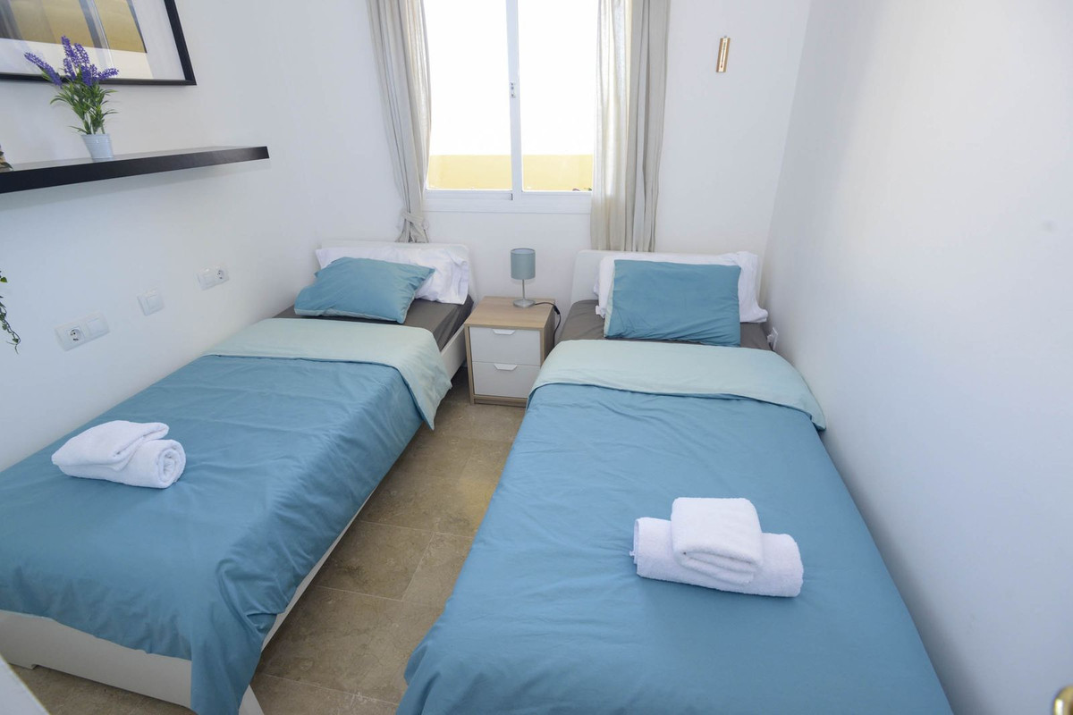 2 Bed, 2 Bath, ApartmentFor Sale, La Duquesa, Malaga