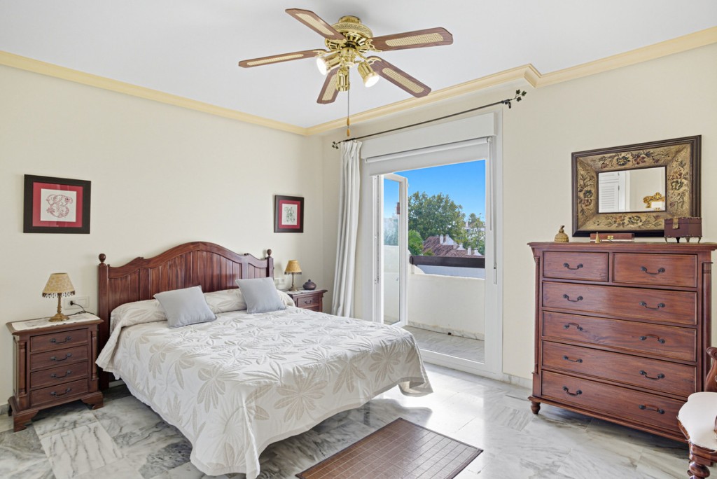 3 Bed, 3 Bath, HouseFor Sale, Golden Mile, Malaga