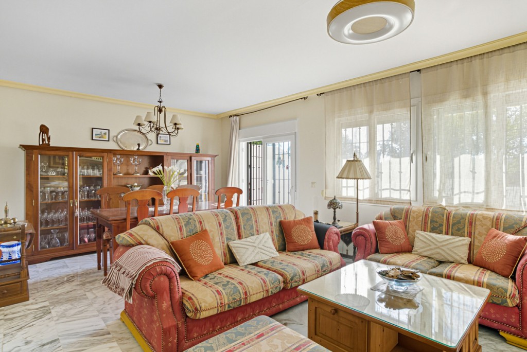 3 Bed, 3 Bath, HouseFor Sale, Golden Mile, Malaga