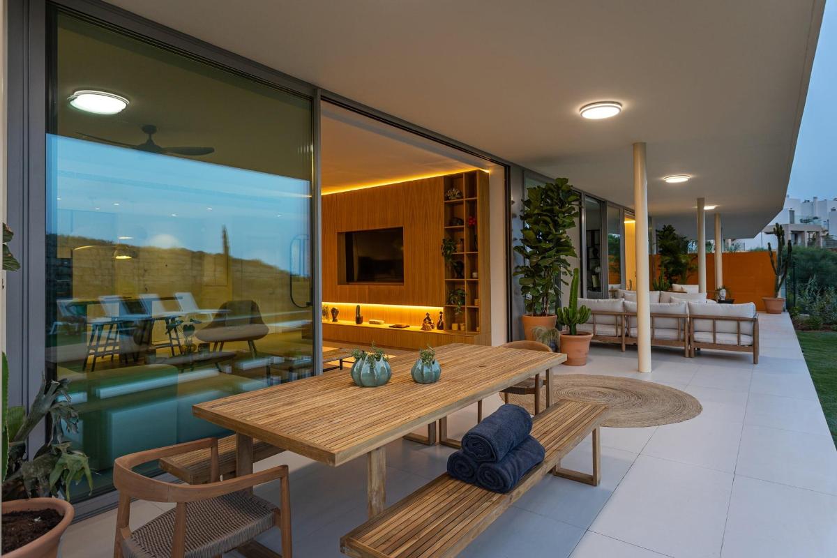 3 Bed, 2 Bath, ApartmentFor Sale, Fuengirola, Costa del Sol