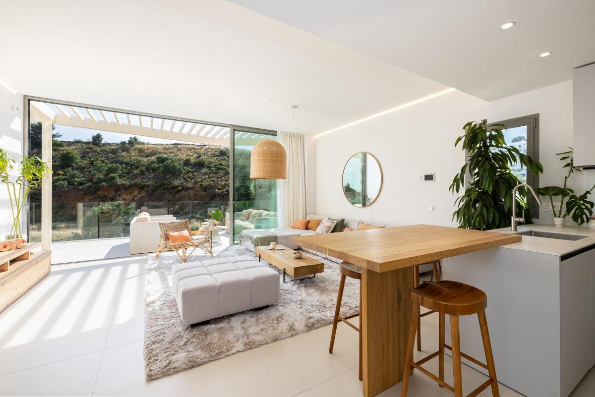 3 Bed, 2 Bath, ApartmentFor Sale, Fuengirola, Costa del Sol