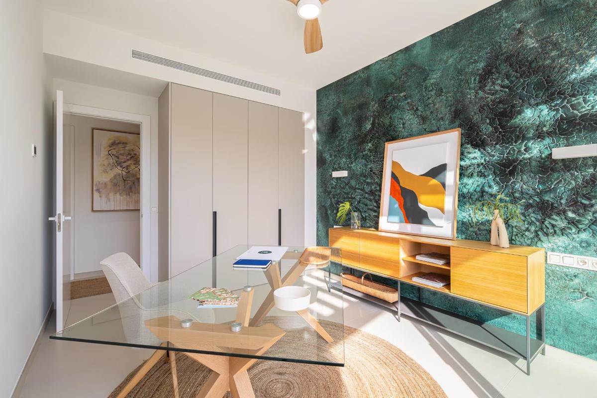 3 Bed, 2 Bath, ApartmentFor Sale, Fuengirola, Costa del Sol