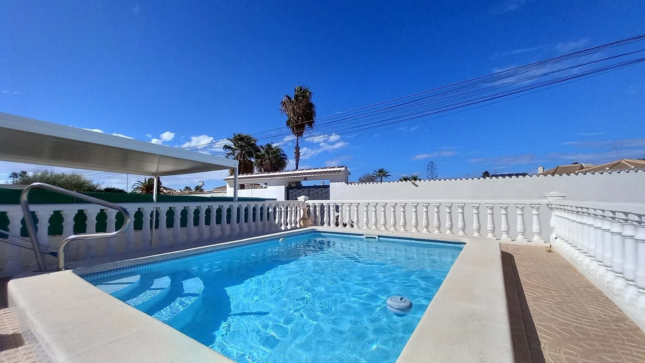 3 Bed, 2 Bath, HouseFor Sale, San Luis, Alicante