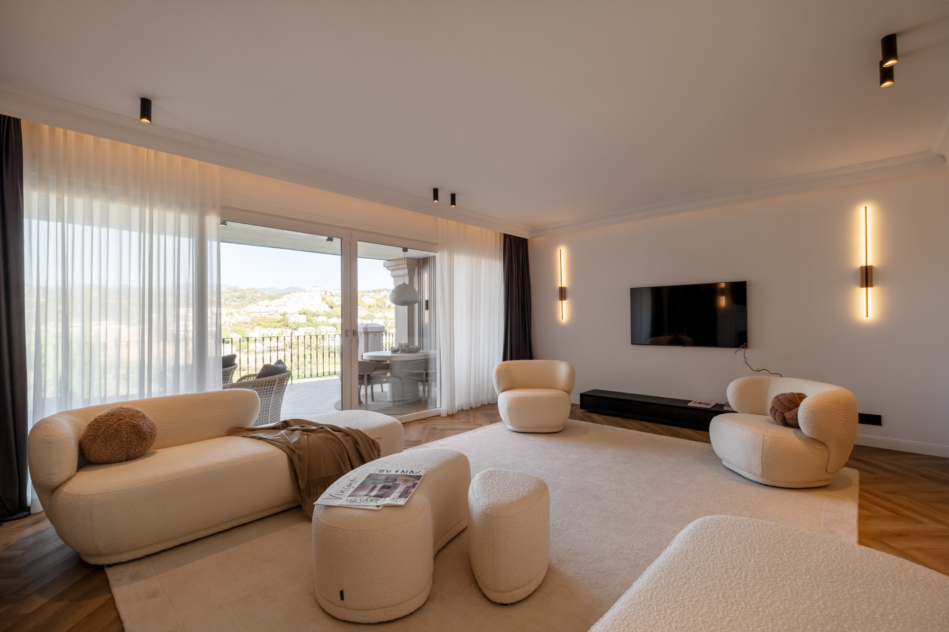 3 Bed, 3 Bath, HouseFor Sale, Benahavis, Malaga