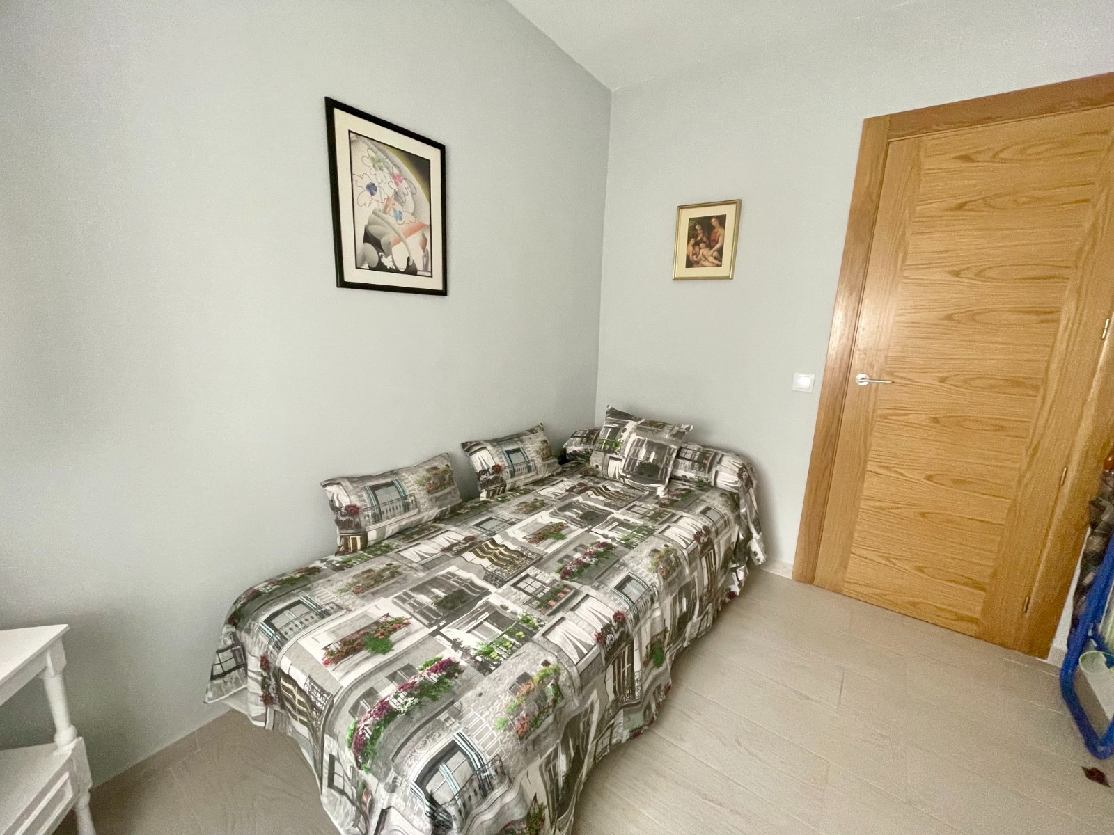 3 Bed, 1 Bath, ApartmentFor Sale, Torrevieja, Alicante