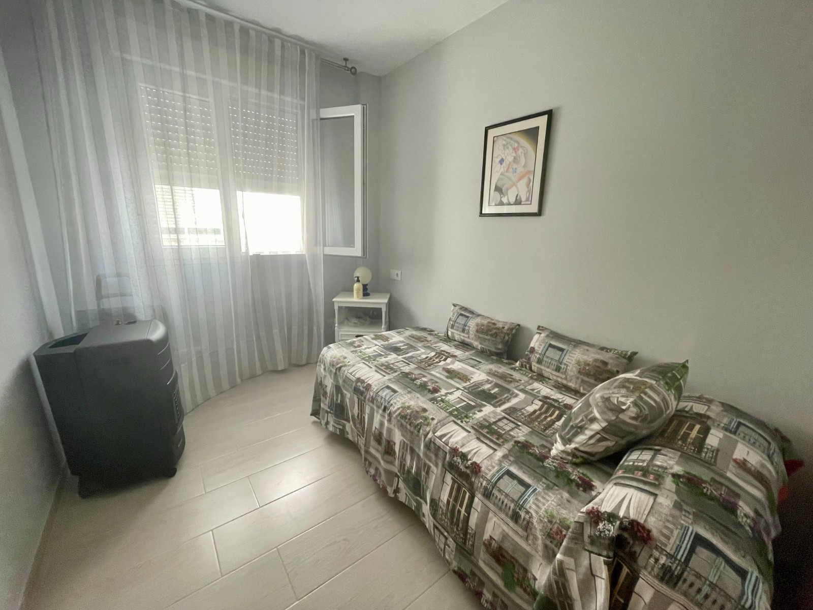 3 Bed, 1 Bath, ApartmentFor Sale, Torrevieja, Alicante
