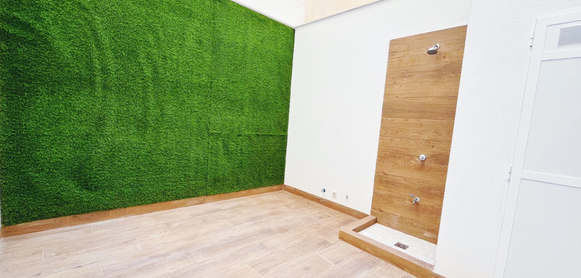 2 Bed, 2 Bath, ApartmentFor Sale, Torrevieja, Alicante