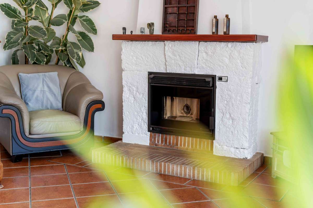 4 Bed, 2 Bath, HouseFor Sale, Jalon Valley, Alicante