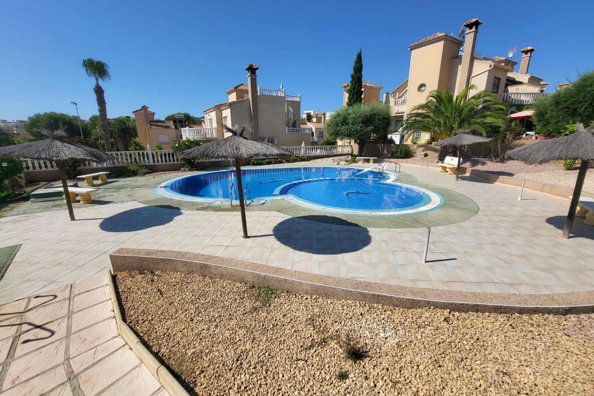 3 Bed, 2 Bath, HouseFor Sale, Villamartin, Alicante