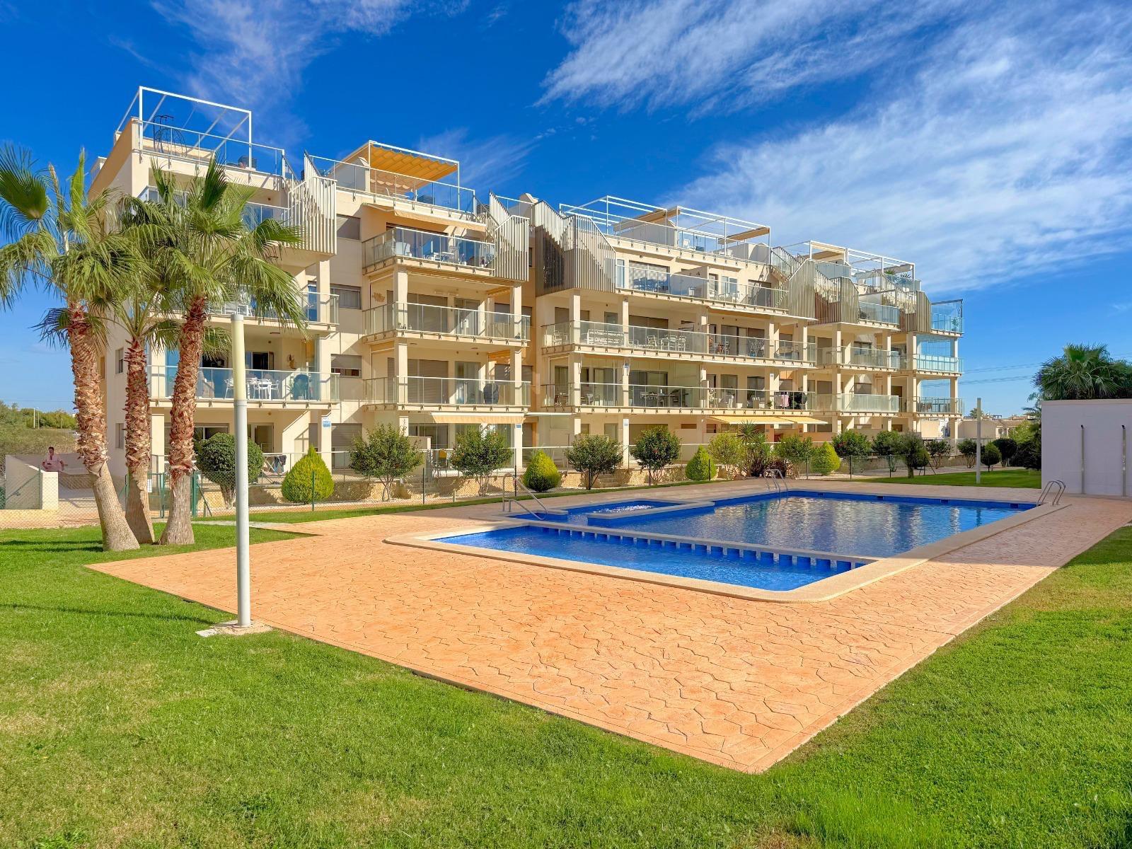 3 Bed, 2 Bath, ApartmentFor Sale, Orihuela Costa, Alicante