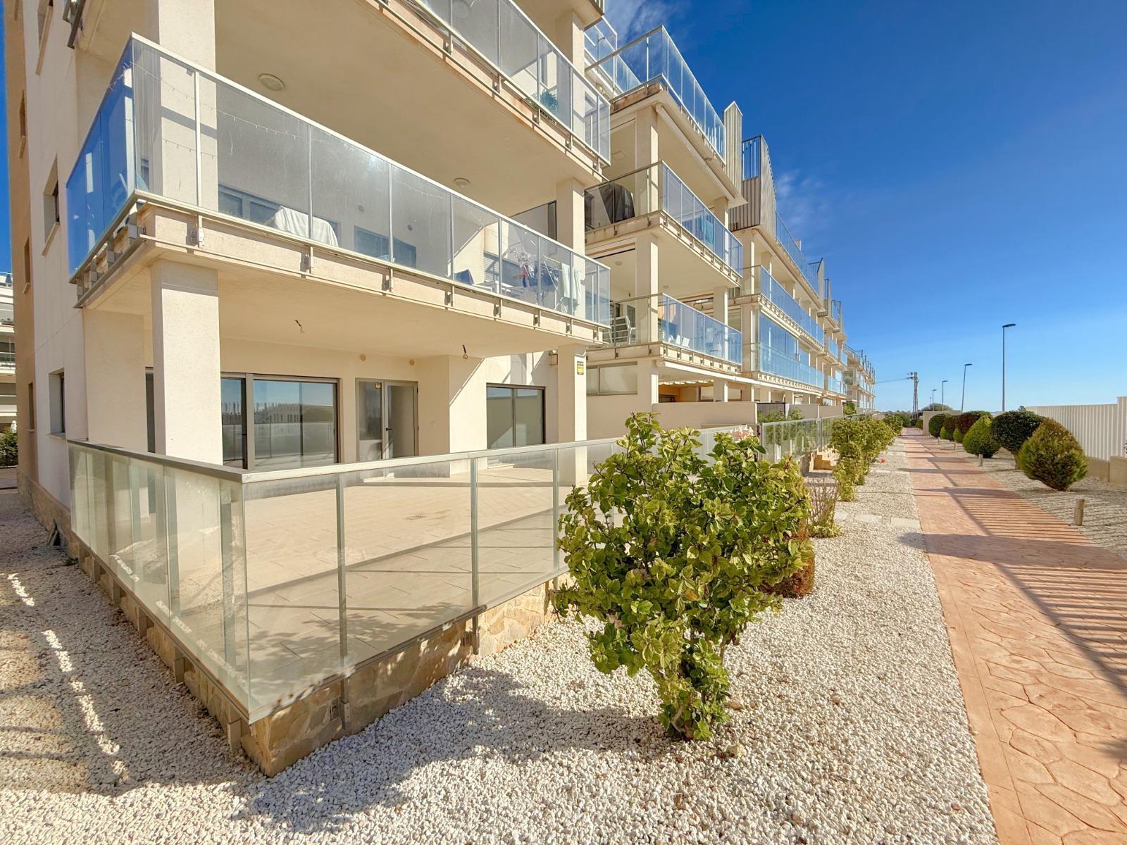 3 Bed, 2 Bath, ApartmentFor Sale, Orihuela Costa, Alicante