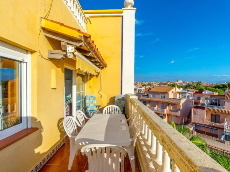 3 Bed, 2 Bath, ApartmentFor Sale, Torrevieja, Alicante