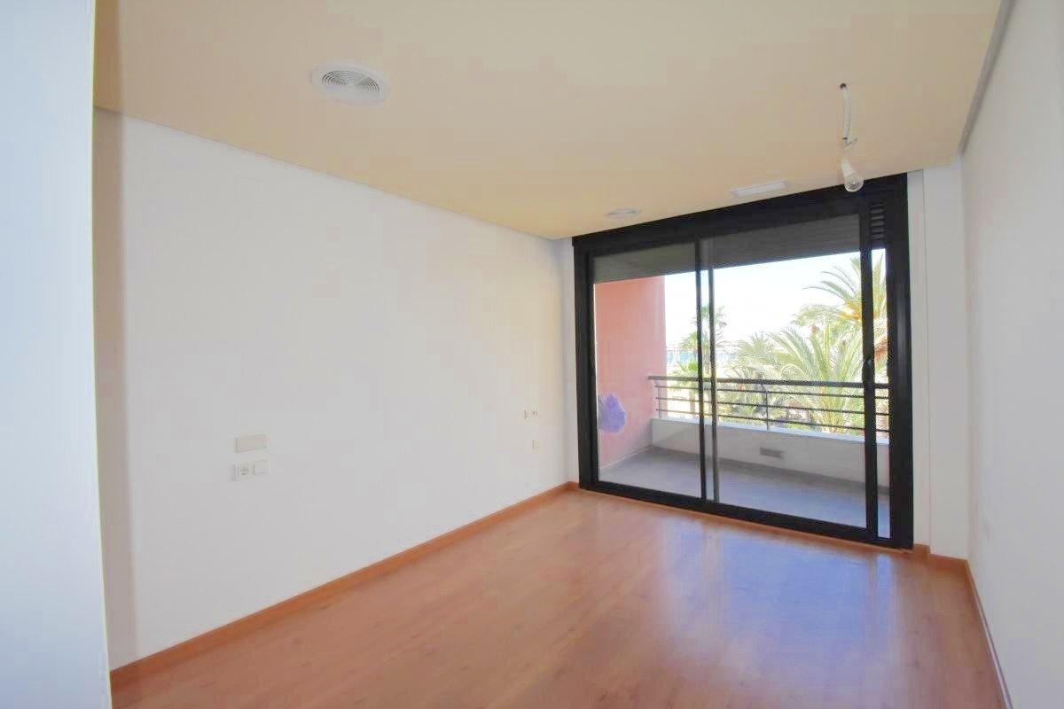 3 Bed, 2 Bath, ApartmentFor Sale, Torrevieja, Alicante