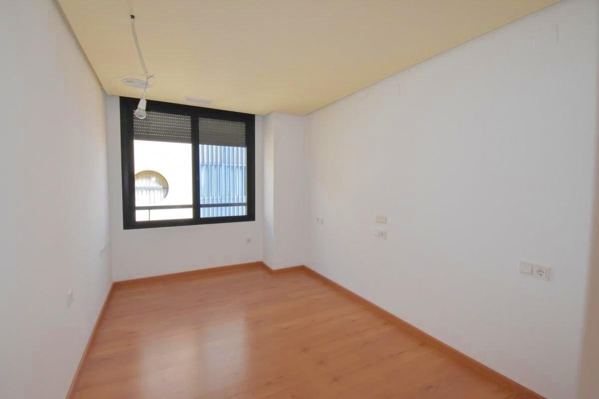 3 Bed, 2 Bath, ApartmentFor Sale, Torrevieja, Alicante