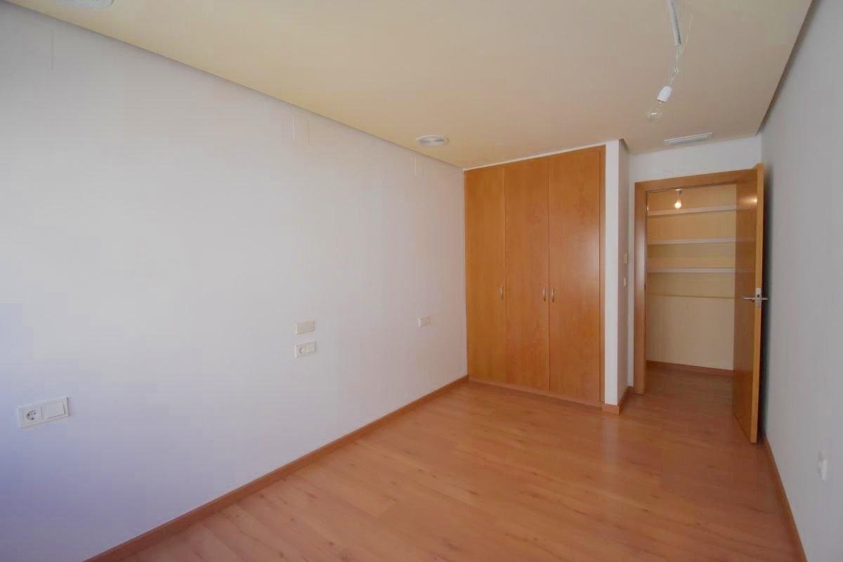 3 Bed, 2 Bath, ApartmentFor Sale, Torrevieja, Alicante