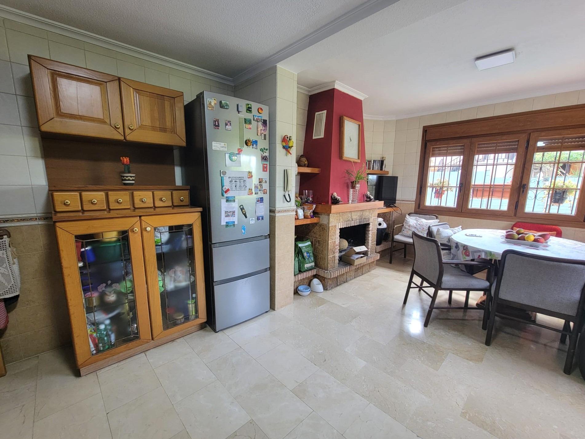 4 Bed, 2 Bath, HouseFor Sale, Torrevieja, Alicante