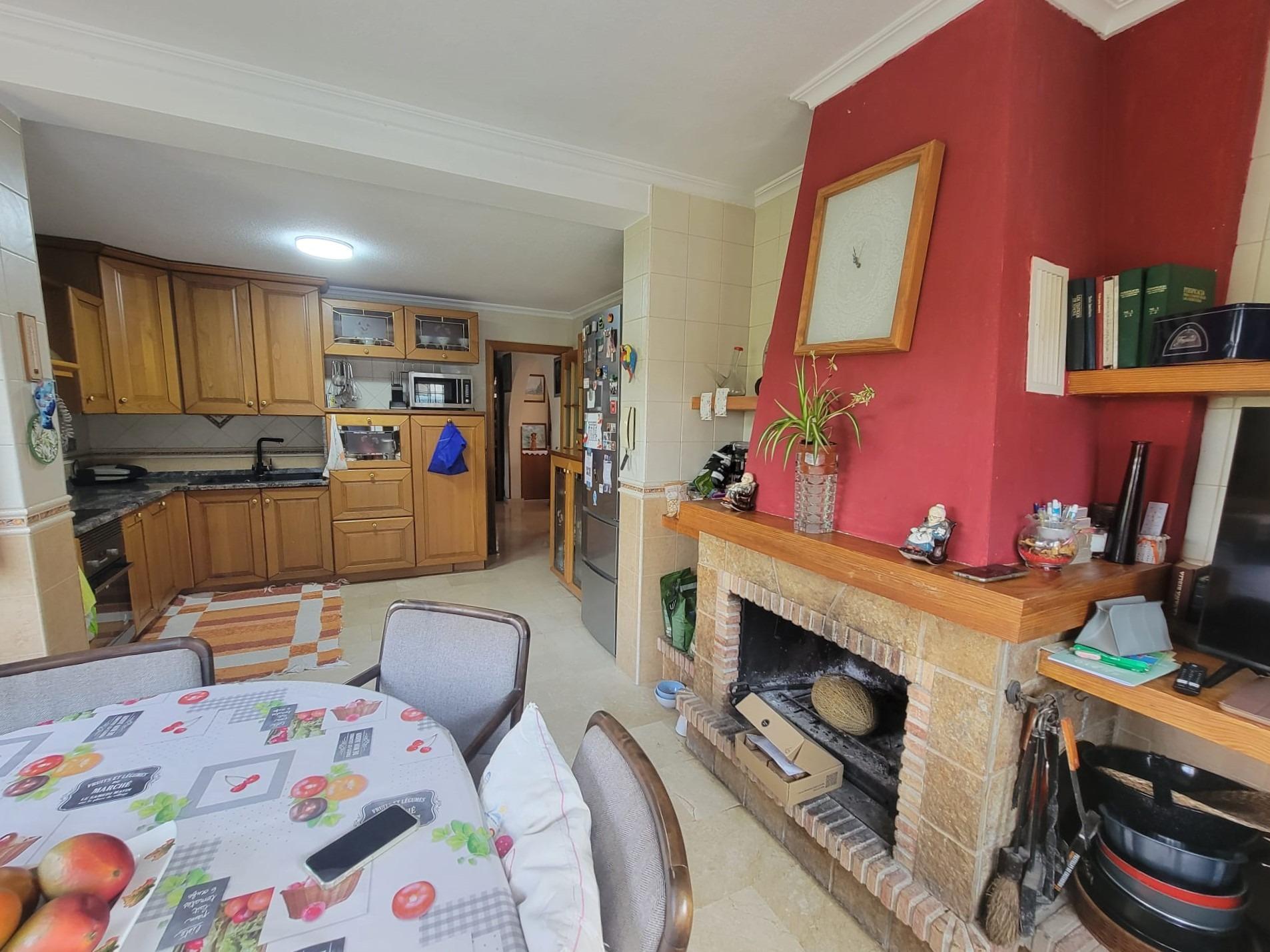 4 Bed, 2 Bath, HouseFor Sale, Torrevieja, Alicante