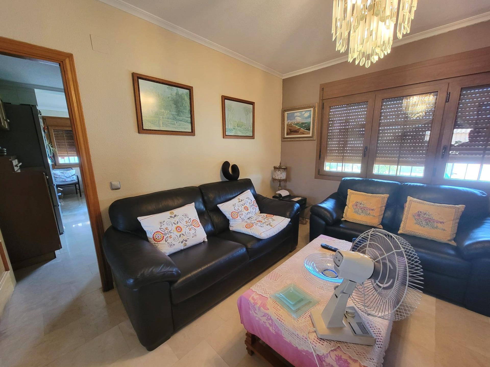 4 Bed, 2 Bath, HouseFor Sale, Torrevieja, Alicante