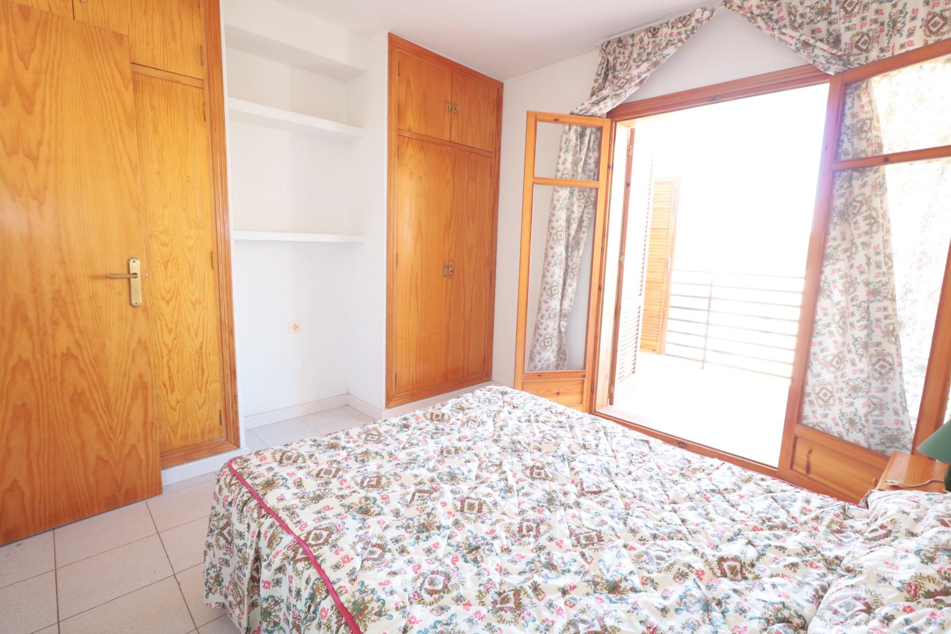 2 Bed, 1 Bath, ApartmentFor Sale, Torrevieja, Alicante